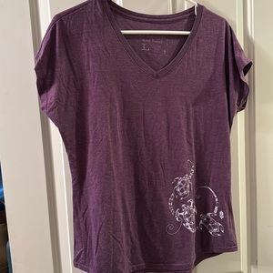 Hawaii 808 clothing Co. two t shirts purple and grey